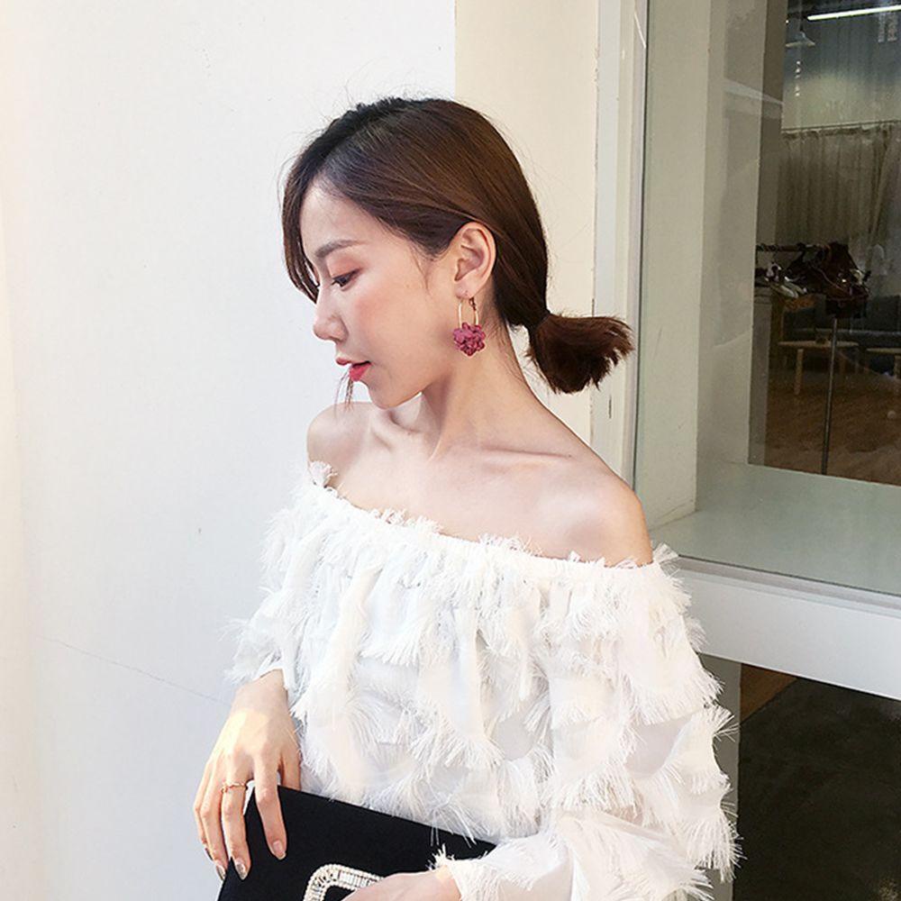 Bông Tai Hình Tròn Lớn Bằng Kim Loại Nhiều Màu Thời Trang Cho Nữ