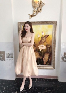 Đầm Cúp Ngực Trái Bí