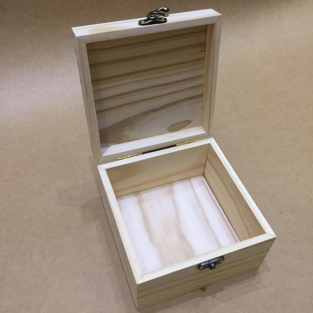 Hộp gỗ thông vuông nắp gỗ 15x15x10cm natural