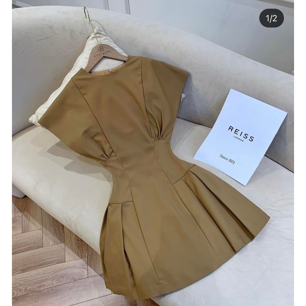 𝐂𝐎́ 𝐒𝐀̆̃𝐍. Váy Tay Hến Xoè Thắt Eo Hottrend