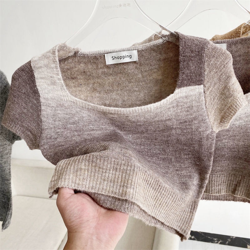 Áo Thun Nữ Ngắn Tay Cổ Vuông Sọc Cầu Vồng Gợi Cảm