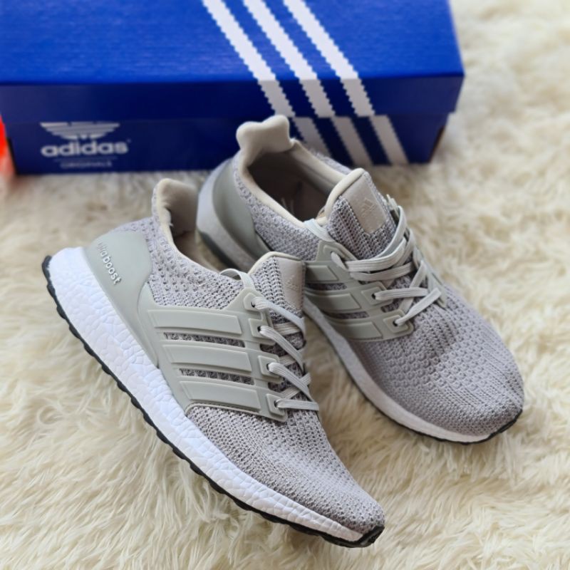 Giầy thể thao ultra boost 4.0 các màu