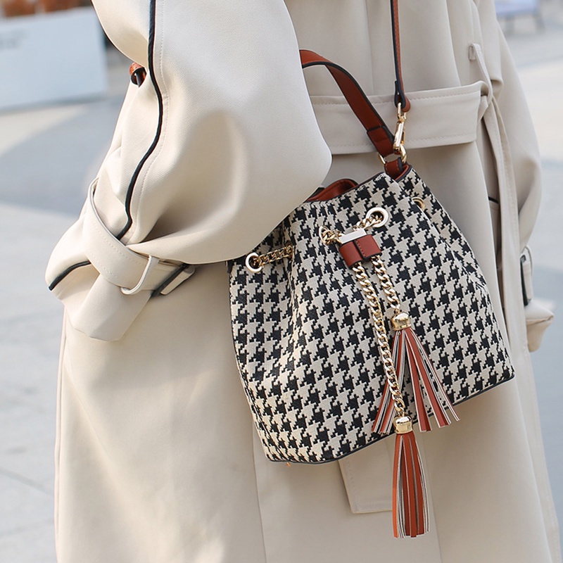 Túi đeo chéo vai IELGY khổ lớn họa tiết caro thời trang sành điệu cho nữ