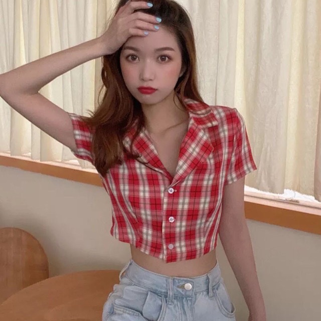 ÁO CROPTOP SƠ MI CỔ BẺ CARO HÌNH THẬT Ở CUỐI