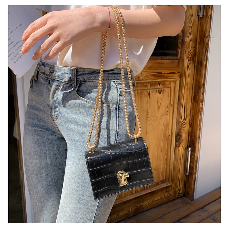 Túi Đeo Vai Họa Tiết Da Cá Sấu Thời Trang Dành Cho Nữ