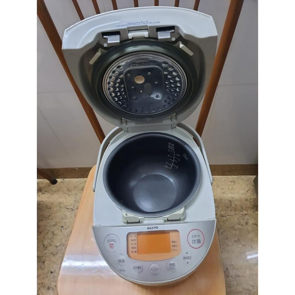Nồi cơm điện cao tần áp suất Sanyo xoài 1L nhật bãi