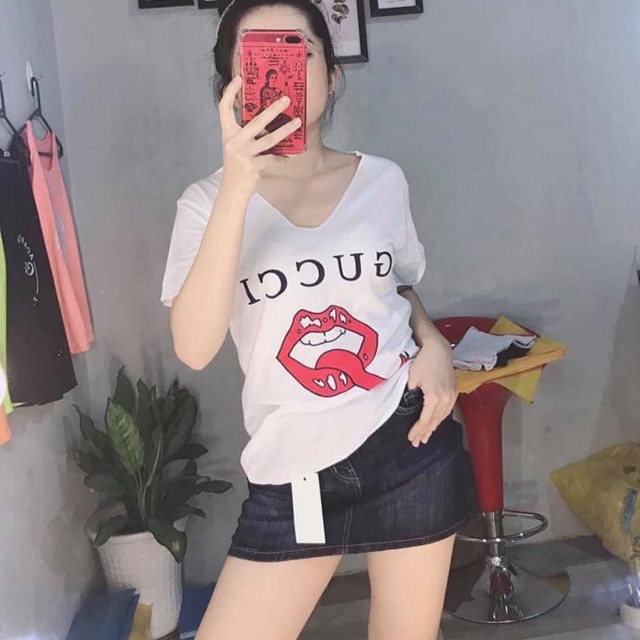 Áo thun giấy cổ tim