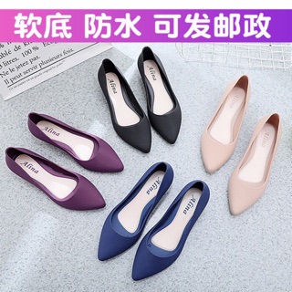 Giày đi mưa siêu bền