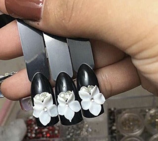 Hoa bột Nail gắn móng 50 bông chỉ có 200k