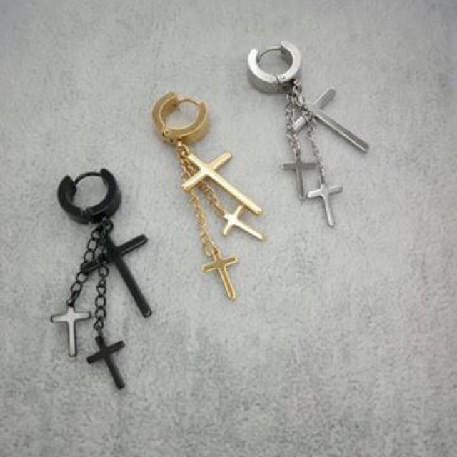 Khuyên tai thánh giá