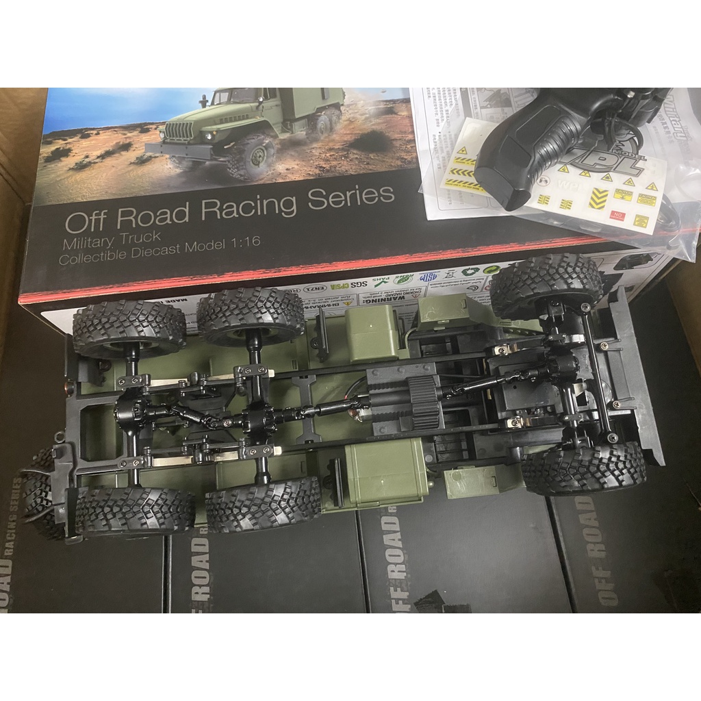 Xe điều khiển WPL B36 Ural - Mô hình Rc Car Military Truck Rock Crawle Ural 4320 1:16 6x6  tỷ lệ 1/16 sóng 2.4Ghz