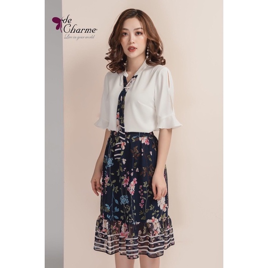 Bộ: áo và chân váy