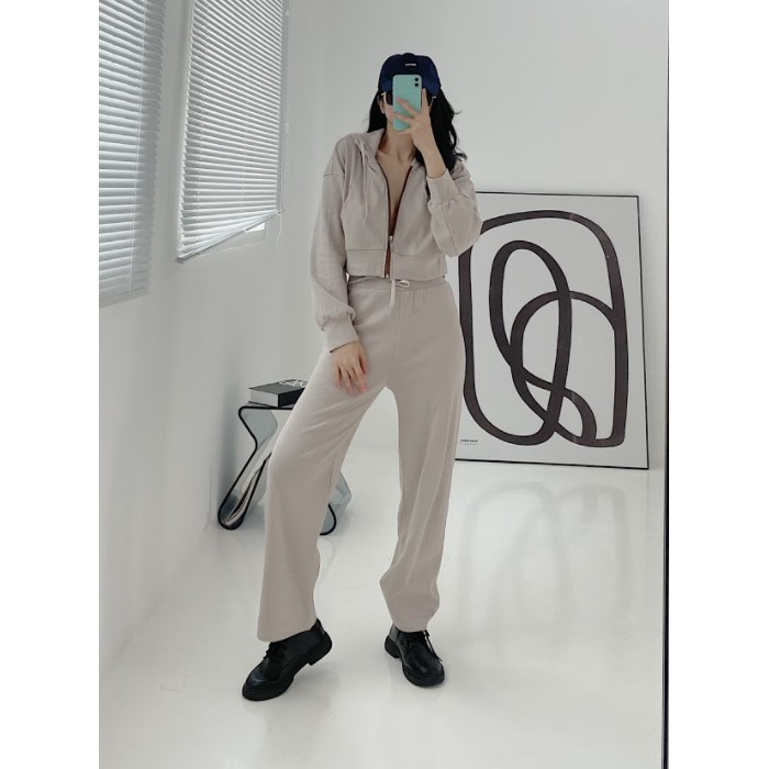 Áo khoác croptop dài tay thời trang GAGO zip-front hooded jacket màu nâu GA3386 | BigBuy360 - bigbuy360.vn