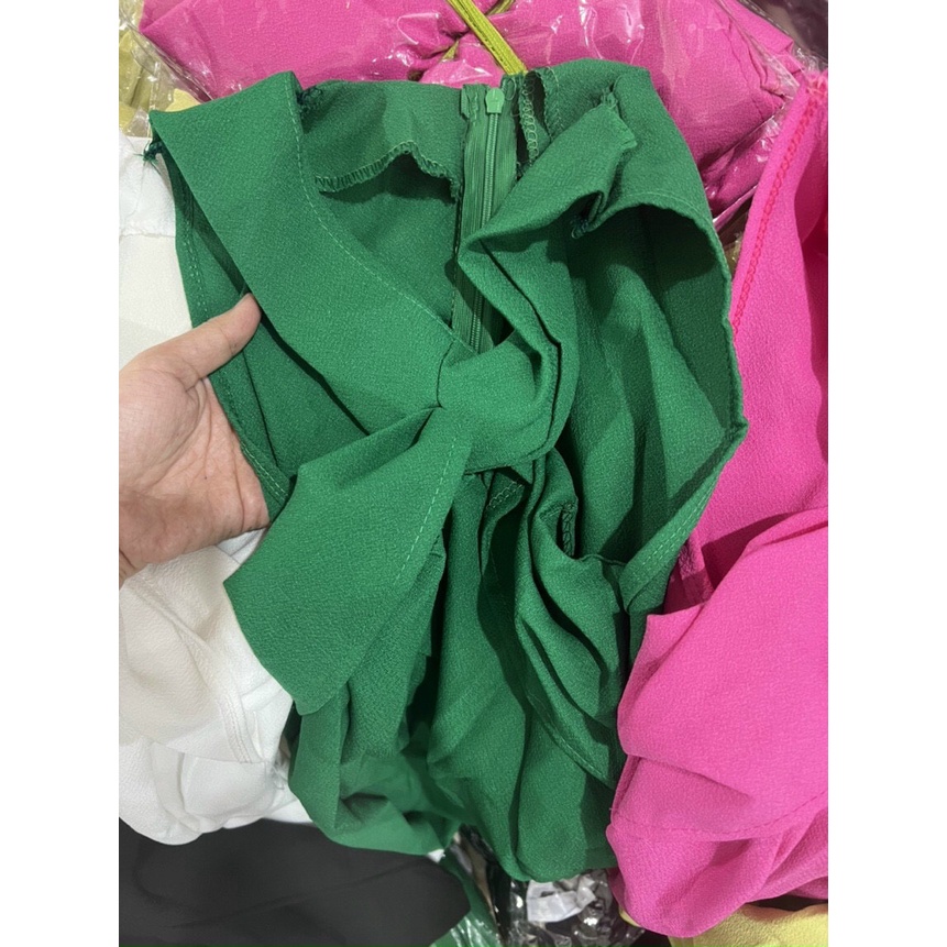 đầm xốp ngắn chữ A kiểu chéo ngực hở vai