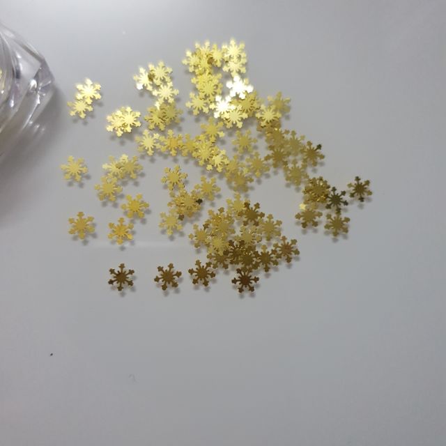 CHARM HOA TUYẾT TRANG TRÍ MÓNG