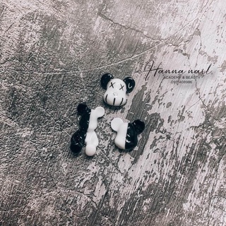 khuôn làm gấu bearbrick