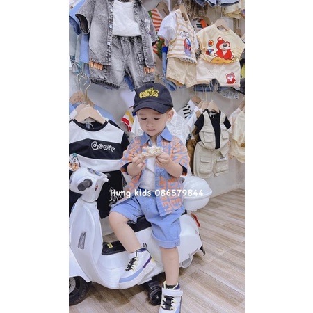 Bộ bò nền cam bé trai