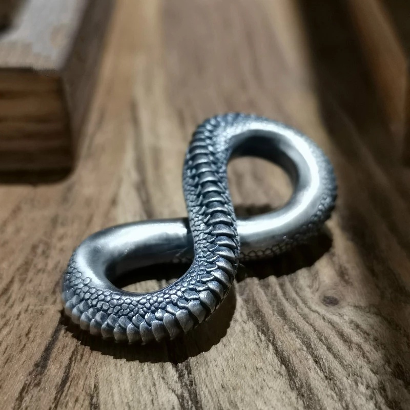 Vòng cổ Mặt Hình Rắn Phong Cách hip hop Mới 2021 Cho Cặp Đôi