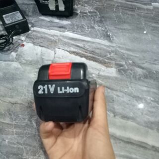 Máy Khoan Pin Makita 21V