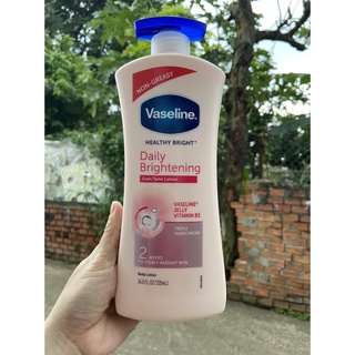 Sữa Dưỡng Thể Vaseline Healthy White Lightening 725ml