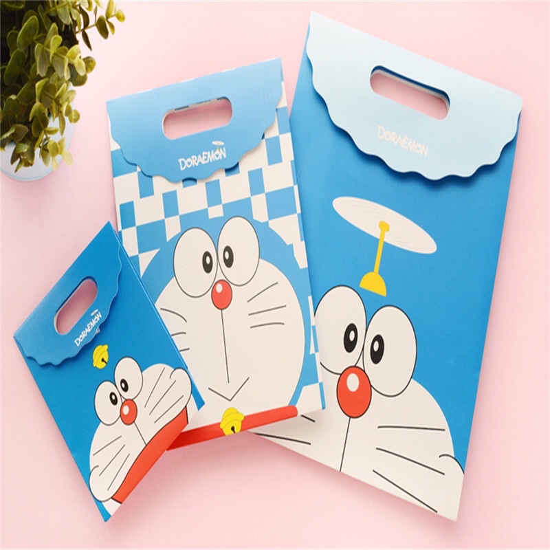 Túi giấy đựng quà Doraemon Doremon