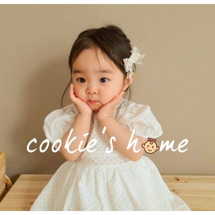 Đầm công chúa trắng cho em sơ sinh mặc chụp thôi nôi/ studio