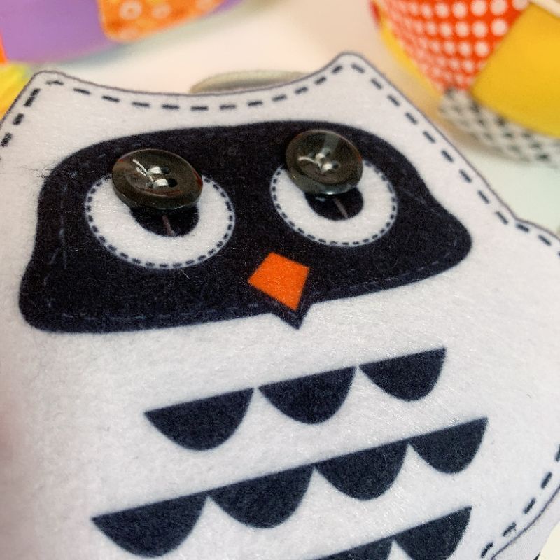 Khối Lập Phương Bằng Vải Mềm Đen Trắng Đồ Chơi Kỹ Năng Cho Bé Phát Triển Vận Động Tinh SV47