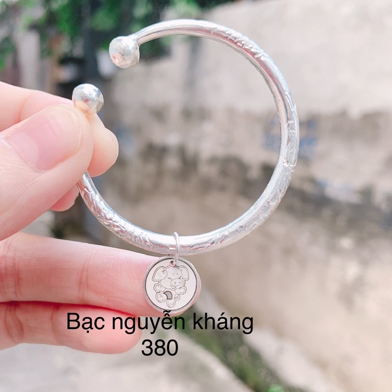 VÒNG CUA CHO BÉ DÁNG HỞ