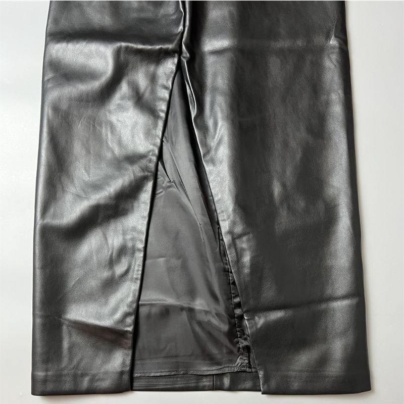 Chân váy da dáng dài xẻ tà MNG