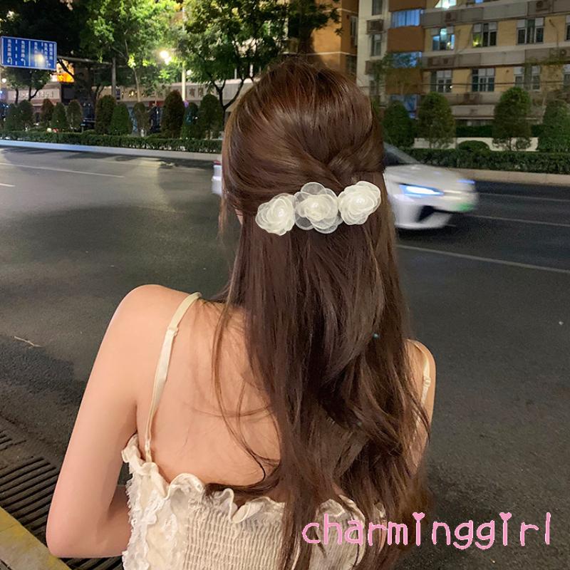 Kẹp tóc ba bông hoa trà ba lớp bằng kim loại dễ thương và tinh tế cho nữ