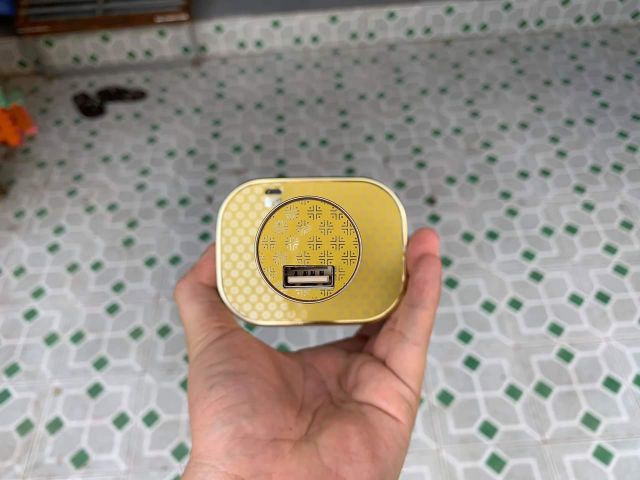 Micro Karaoke di động kèm loa iCore IC-M9