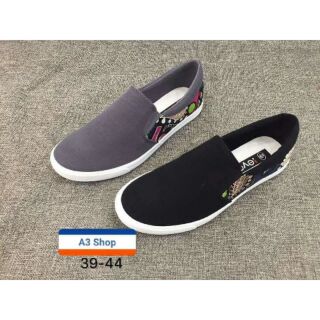 Giày Slip on