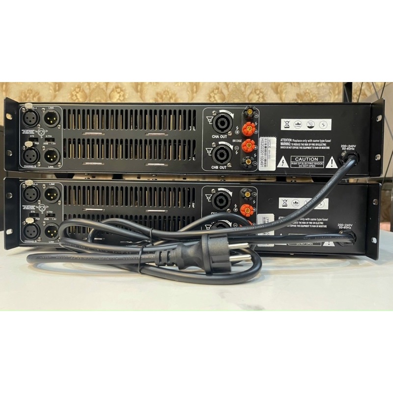 Cục đẩy công suất AVPRO DA-550 tặng bộ giải mã âm thanh Kiwi KA08 cao cấp