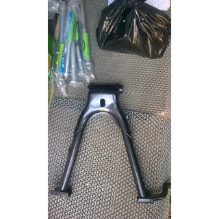 tó đứng (chống đứng) honda 67