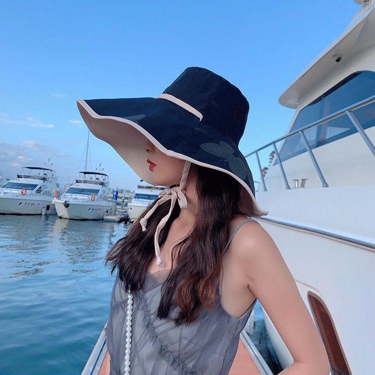 Nón Vải 2 MẶT Vành Rộng Nền Cánh Bướm Phong Cách Hàn