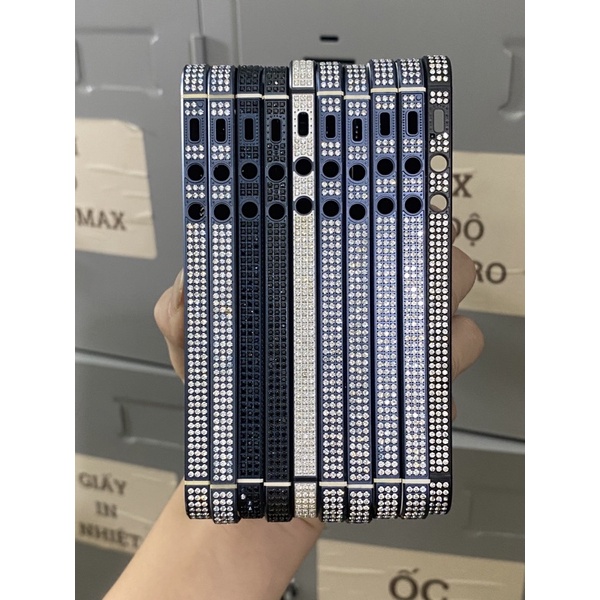 Vỏ 5g đính đá nhiều màu cực đẹp full phím