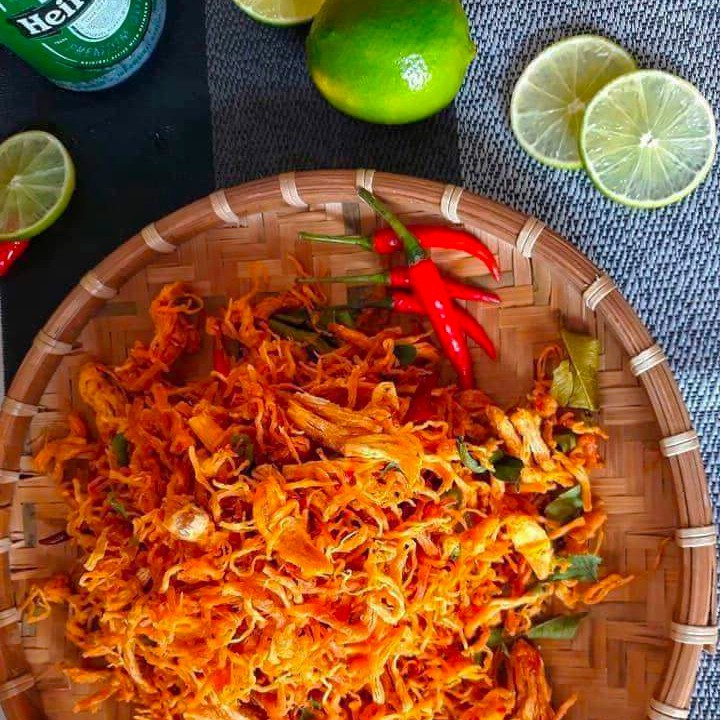 [Hủ 200g] Khô gà lá chanh loại ngon - Đồ ăn vặt Nhà Gấu | BigBuy360 - bigbuy360.vn