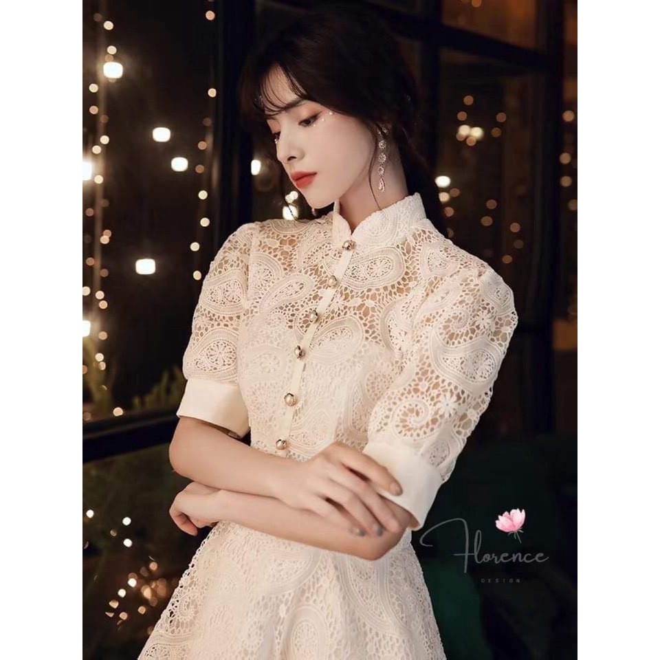 Váy Ren Họa Tiết Thiết Kế Hoa To Dáng Chữ A Đính Khuy Ngọc Trai Sang Chảnh Shop_Hương