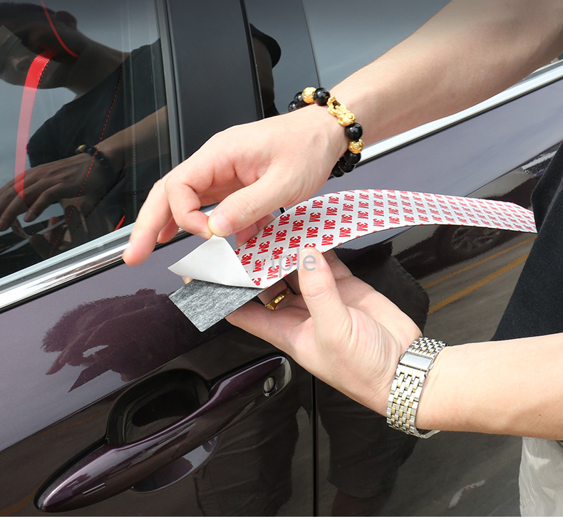 Bộ 16 Miếng Dán Trang Trí Cửa Sổ Xe Hơi Toyota Corolla Altis 2019 2020 Màu Đen Bằng PC Bóng