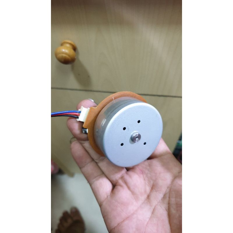 Động cơ BLDC chế đầu quạt chạy cánh B4 ~ B5, chạy pin hoặc adapter