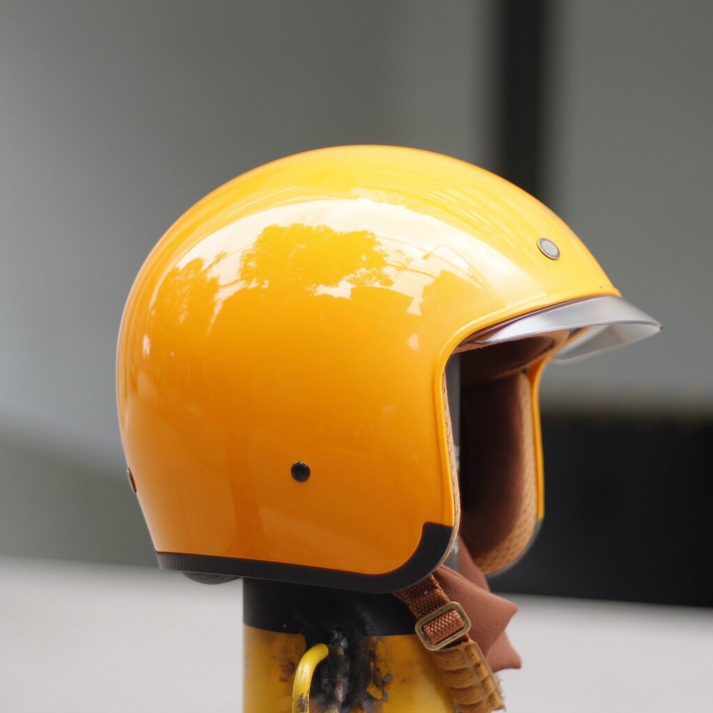 Mũ Bảo Hiểm 3/4 Royal M139 kính âm màu vàng cam bóng bảo hành 12 tháng