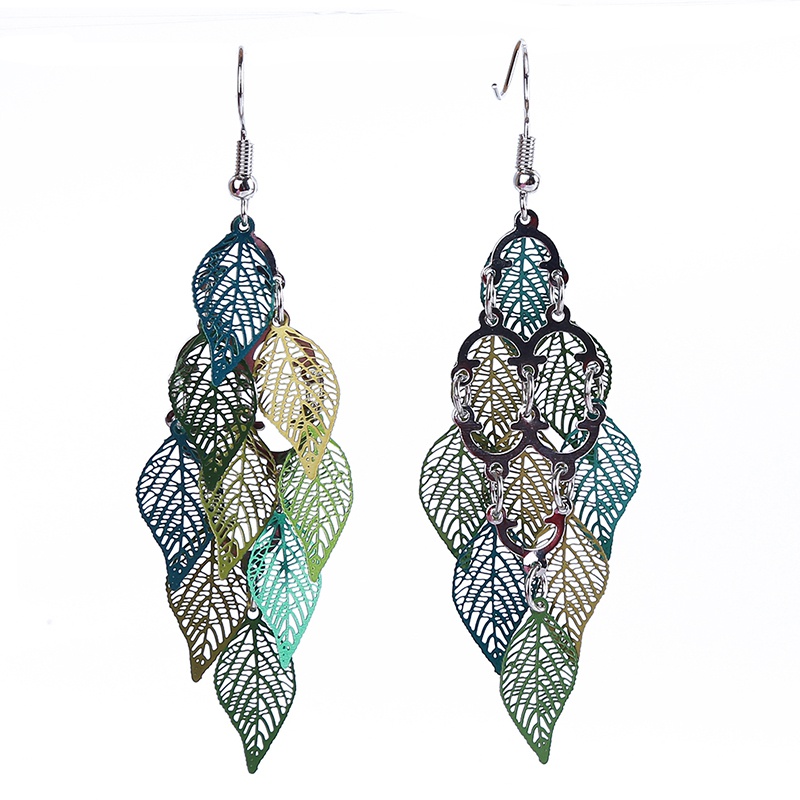 Bông tai dáng dài nhiều lớp phối tua rua phong cách boho