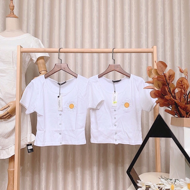 ÁO CROPTOP CÀI NÚT THÊU HOA🌻 ( KÈM HÌNH THẬT ) | BigBuy360 - bigbuy360.vn