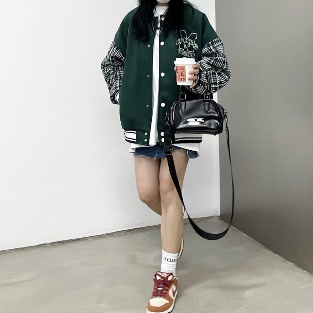 Khoác Bomber Nỉ Nam  Nữ Chữ M Tay Kẻ Bồng Bo Tay Dáng Rộng Unisex Uzzlang Thêu Nhiều Màu