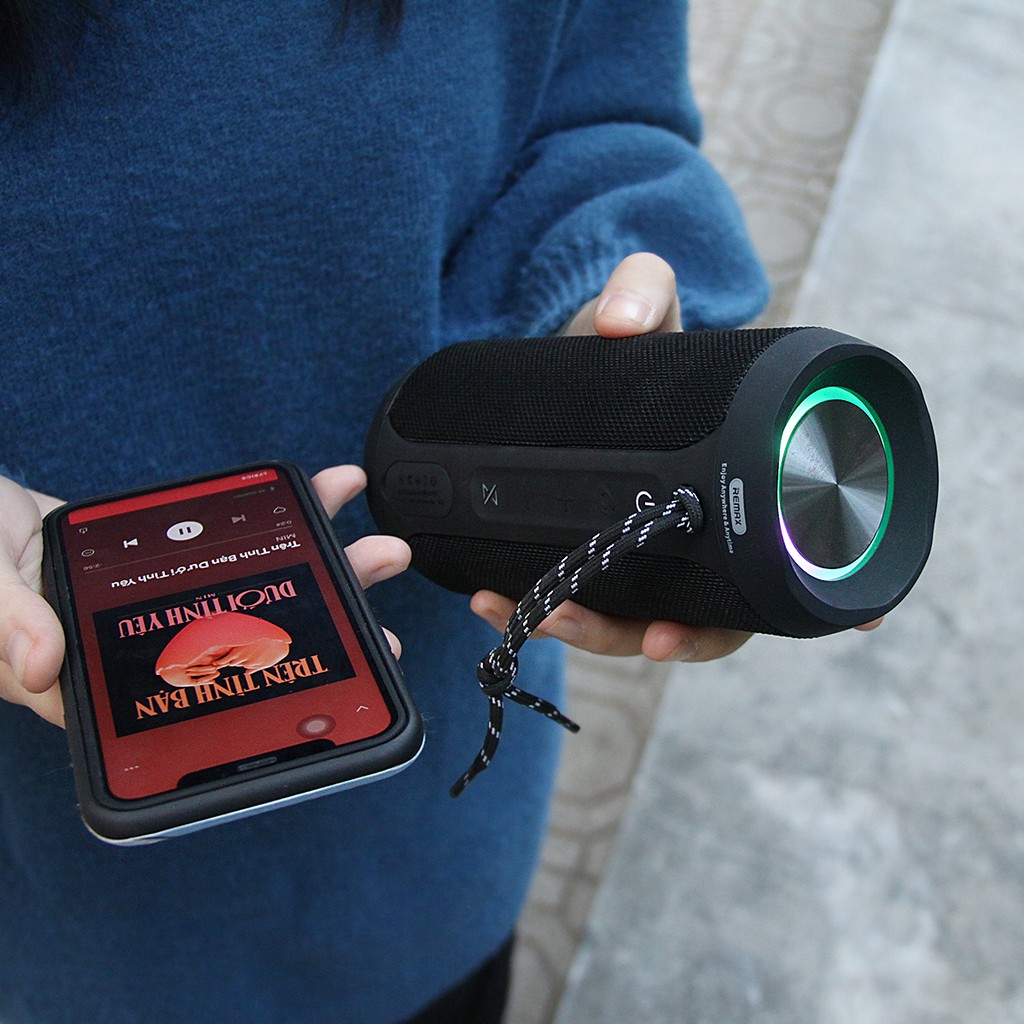 CHÍNH HÃNG Loa Bluetooth chống nước Remax RB-M28 Pro Loa du lịch , loa cầm tay