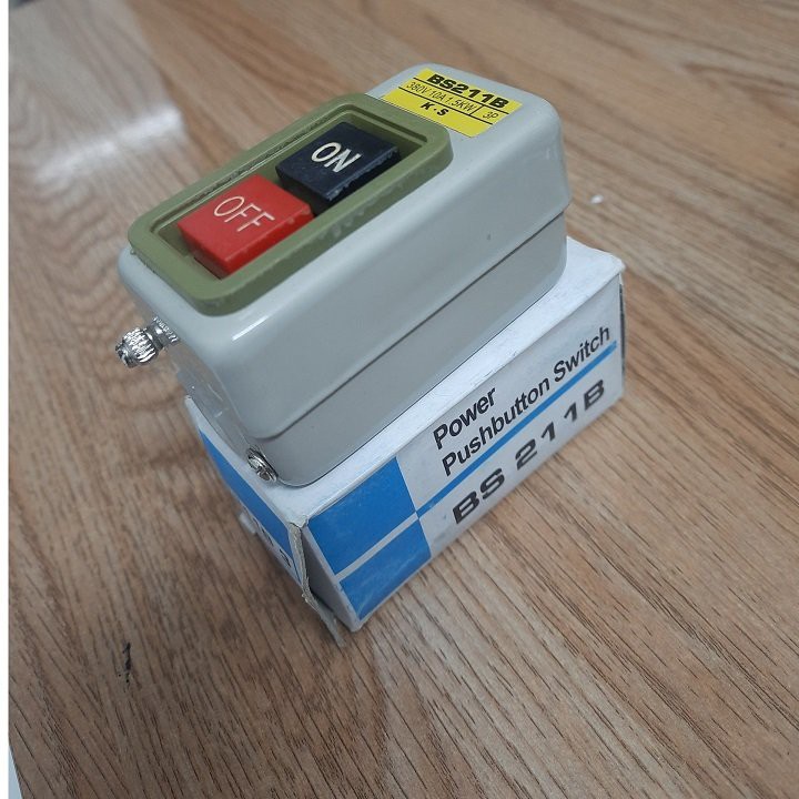 Công tắc bấm dính ON - OFF 3 pha 10A /15A / 30A Trung Quốc và Đài Loan