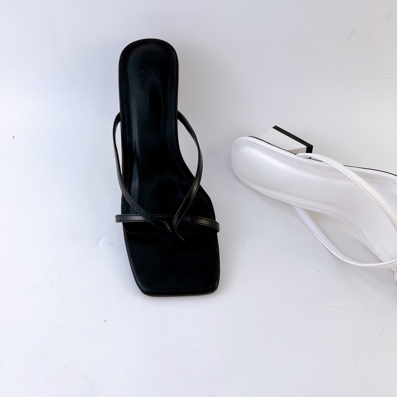 Giày Nữ Cao Gót 5cm Thời Trang Hishoo Quai Mảnh Đế Vuông Cao Cấp H012