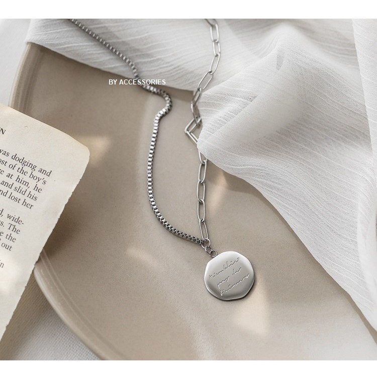 Dây chuyền titan xích bất đối xứng phối mặt khắc chữ không gỉ UN200401