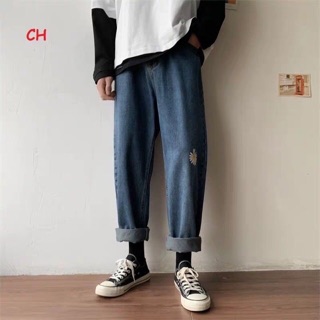 Quần Jeans Thêu Hoa Cúc