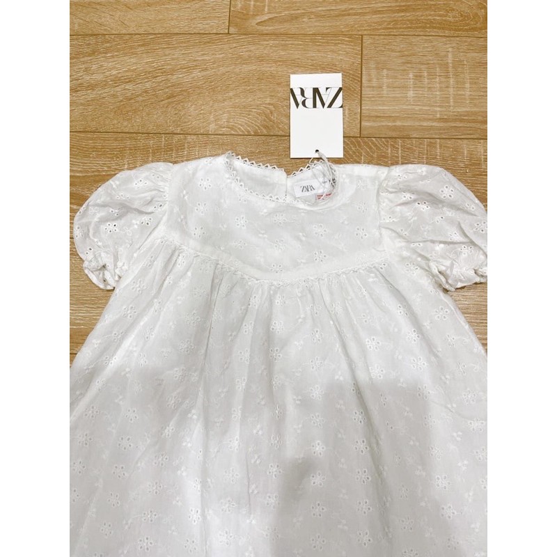 Váy zara xuất thô đục lỗ